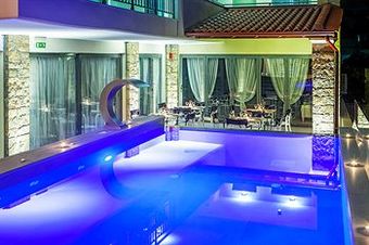 Hotel Core Resorts