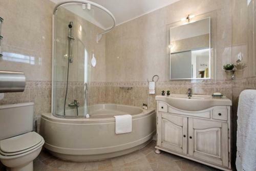 Vale Do Lobo Villa Sleeps 6 Pool Air Con T630467
