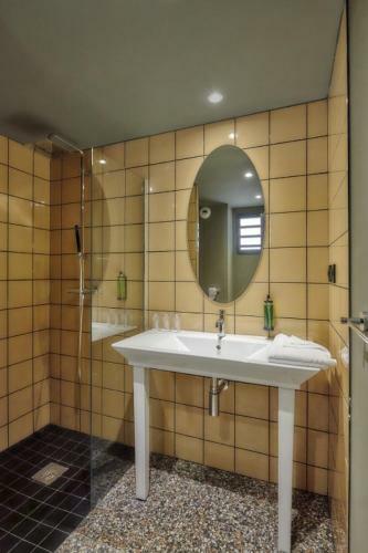 Hotel Dina Morgabine Saint Denis