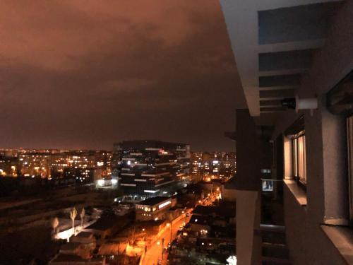 Apartamento 2-room Penthouse Plaza Residence P1