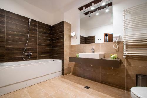 Hotel Izvoare Caciulata