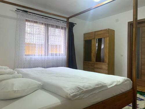 Hostal Rai Pe Vale