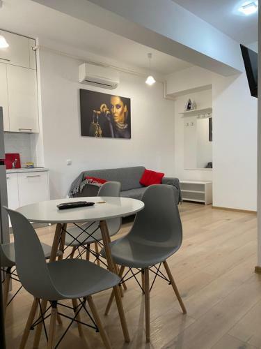Tod Apartments Palas