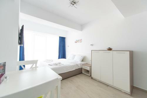Zip Apartments