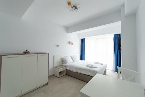 Zip Apartments