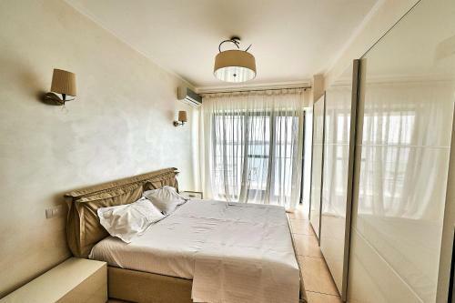 Apartamento Zenia Tudor's Residence