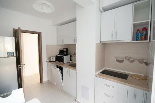 Apartel Almira