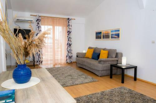 Mida Summer Apartments