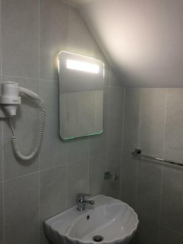 Hostal Vila Anelisse