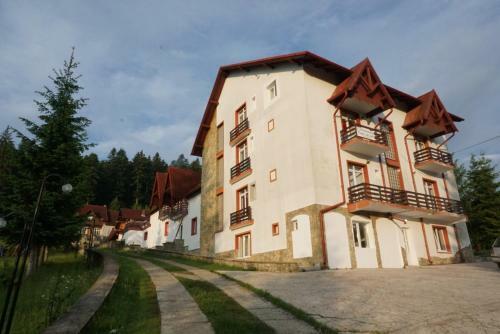 Hotel Floare De Colt