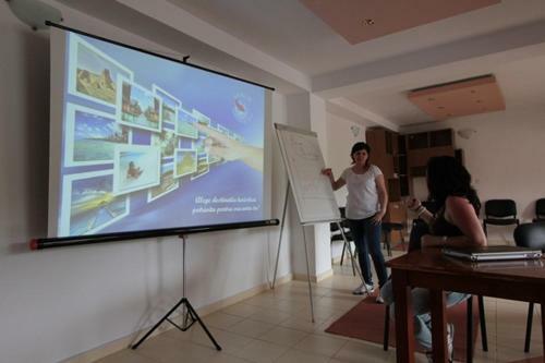 Hotel Acvila