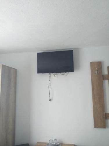Hostal Pensiunea Rares