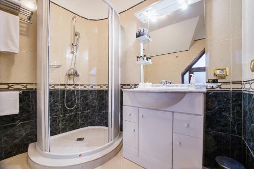 Hostal Casa 3 Guesthouse
