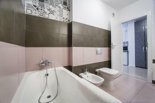 Trendy Apartment Near City Center