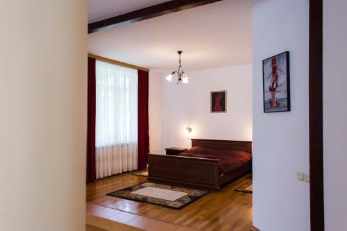 Hostal Pensiunea Roua