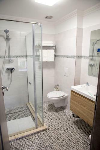 Hotel Yarus Plus