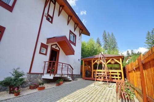 Hostal Vila Safir