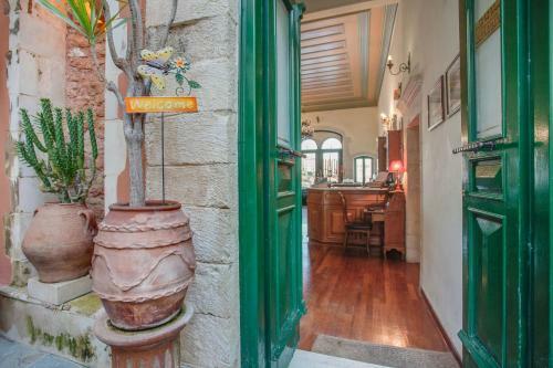 Casa Leone Boutique Hotel