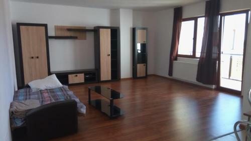 Brand New Apartament,1,5 Km From Iulius Mall