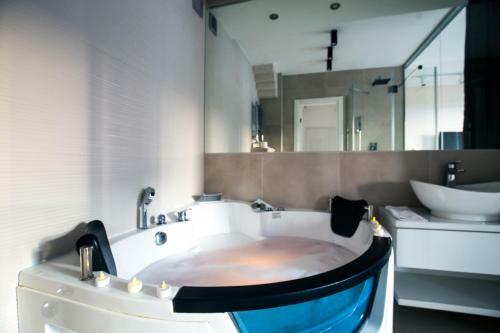 Luxury Boutique City Center Apartments