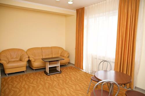 Hotel Lazur Kurortniy