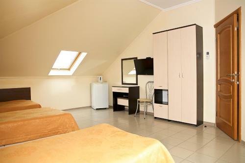 Hotel Lazur Kurortniy