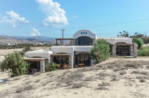 Victoria Studios & Apartments