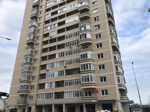 Apartamento ??????? ?????? Modern ?? ???????? 4?