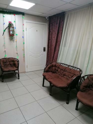 999 Gold Hotel