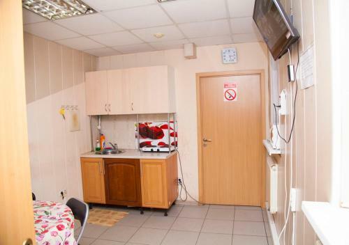 999 Gold Hotel