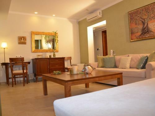 Odysseus Hotel