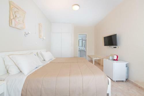 Odysseus Hotel