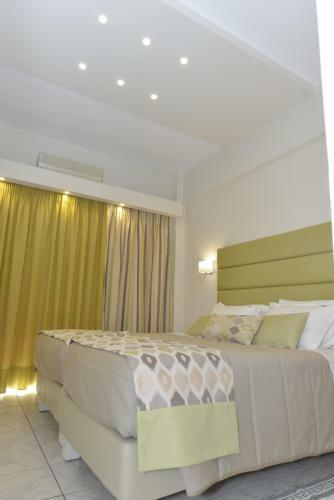 Odysseus Hotel