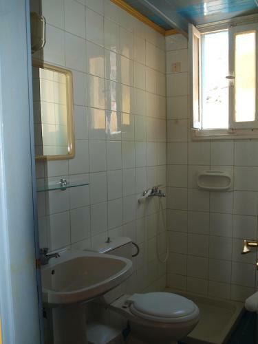 Chorio Hotel