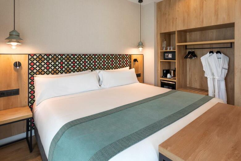 Hotel Catalonia Excelsior