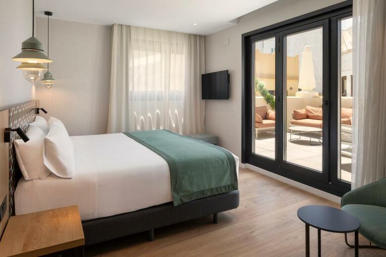 Hotel Catalonia Excelsior