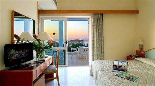 Hotel Carlton International