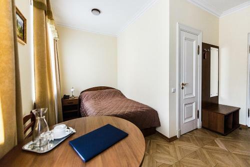 Usadba Derzhavina Hotel