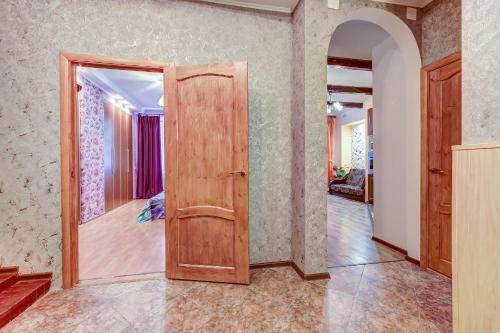 Apartment Na Chernyshevskogo 9
