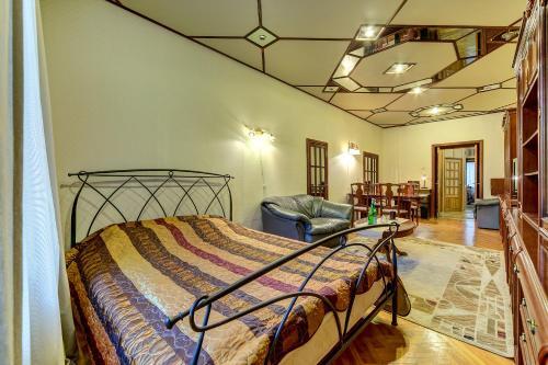 Longo Apartment ????????