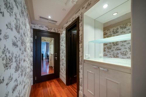 Dom Boutique Hotel By Authentic Hotels