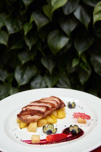 Dom Boutique Hotel By Authentic Hotels