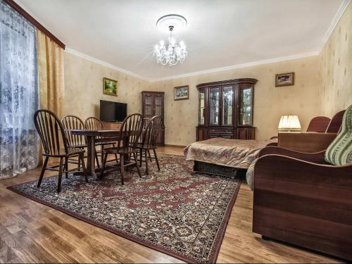 Apartment On Nevsky Prospect 112/2