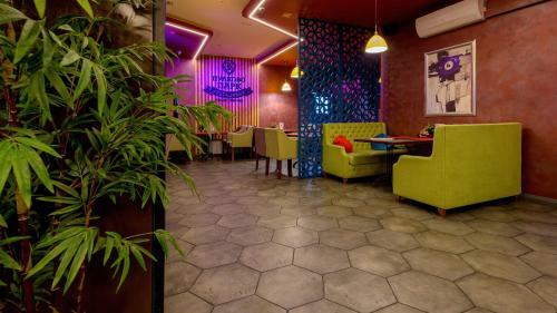 Salut Plus Apartments