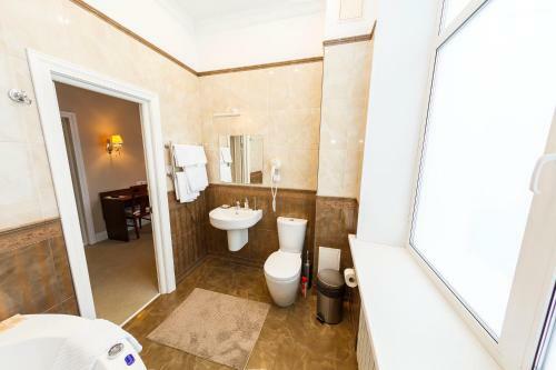 Sarov Hotel