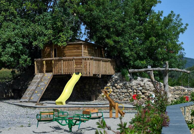 Kinsterna Hotel & Spa