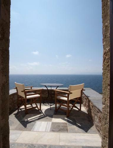 Malvasia Traditional Hotel
