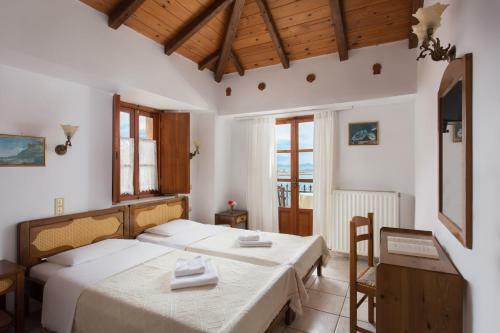 Hostal Petrino Guesthouse