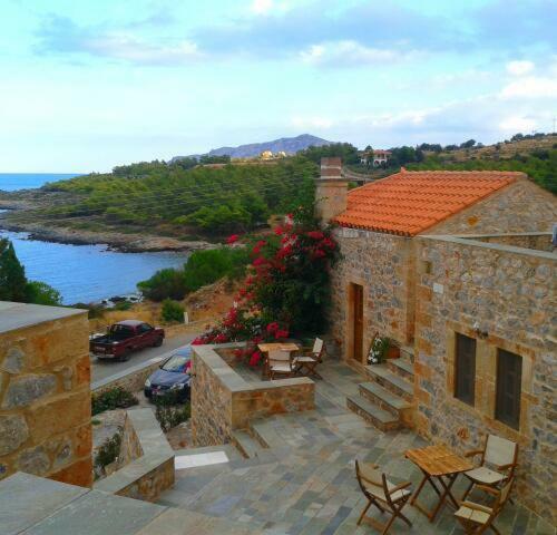 Hostal Lithochtisto