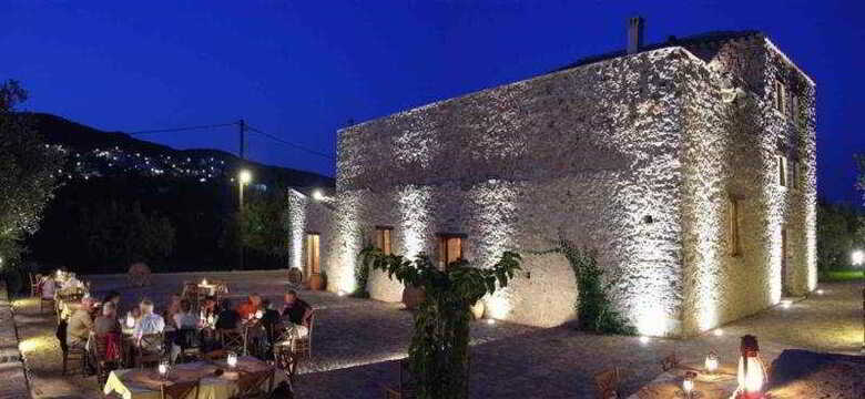 Hotel To Liotrivi